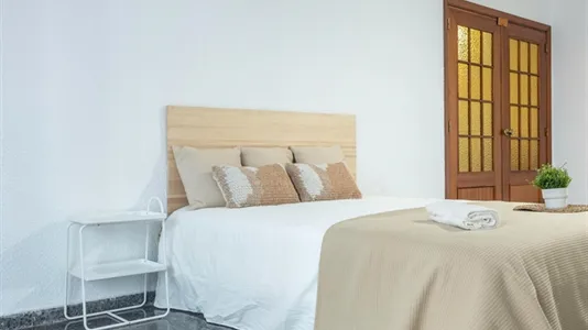 Rooms in Valencia Extramurs - photo 5