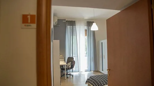 Rooms in Foggia - photo 1