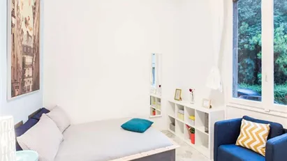 Room for rent in Milano Zona 6 - Barona, Lorenteggio, Milan