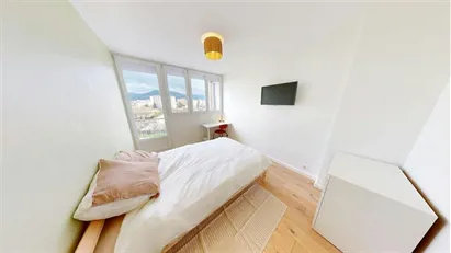 Room for rent in Grenoble, Auvergne-Rhône-Alpes