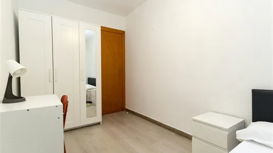 Rooms in Málaga - photo 3