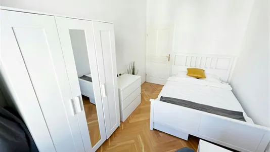 Rooms in Wien Währing - photo 4