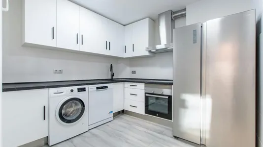 Rooms in Madrid Centro - photo 4