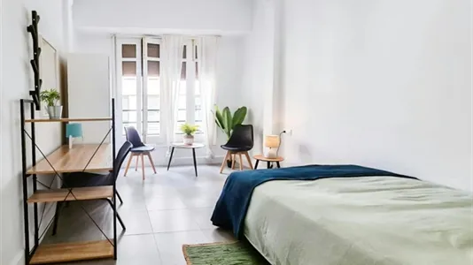 Rooms in Valencia Ciutat Vella - photo 4