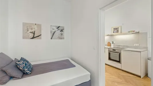 Apartments in Vienna Alsergrund - photo 4