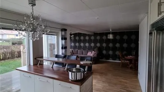 Houses in Södertälje - photo 7