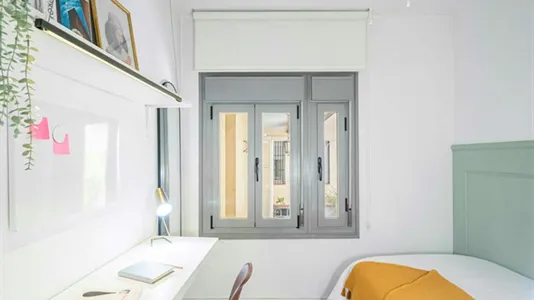 Rooms in Madrid Centro - photo 8