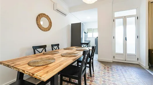 Apartments in Valencia L'Eixample - photo 2