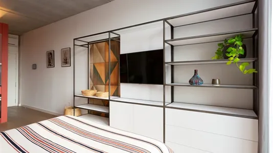 Apartments in Barcelona Eixample - photo 5