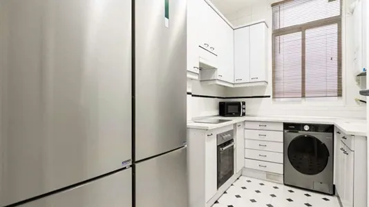 Rooms in Madrid Centro - photo 6