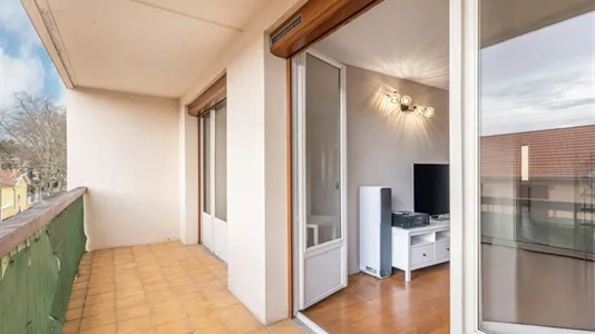 Apartments in Lyon - photo 5