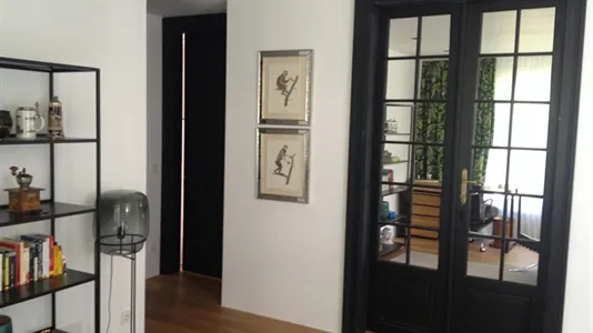 Houses in Alland - photo 9