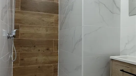 Rooms in Madrid Chamberí - photo 8