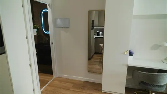 Apartments in Valencia Ciutat Vella - photo 5