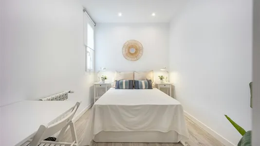 Rooms in Madrid Centro - photo 2