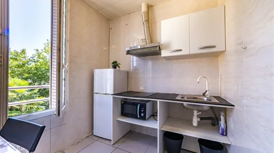 Apartments in L'Haÿ-les-Roses - photo 4