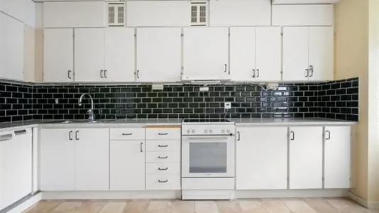 Apartments in Solna - photo 2