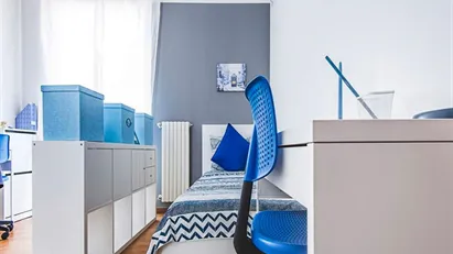 Room for rent in Milano Zona 2 - Stazione Centrale, Gorla, Turro, Greco, Crescenzago, Milan