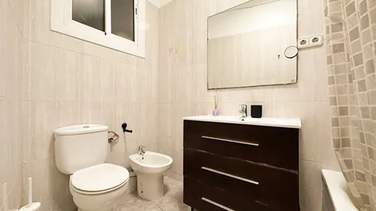 Rooms in Barcelona Ciutat Vella - photo 6