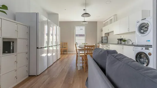 Rooms in Madrid Centro - photo 8