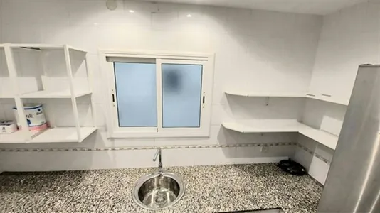 Rooms in Barcelona Sant Andreu - photo 8