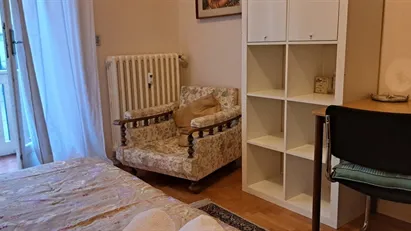 Room for rent in Milano Zona 5 - Vigentino, Chiaravalle, Gratosoglio, Milan
