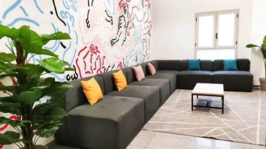 Rooms in Zaragoza - photo 7