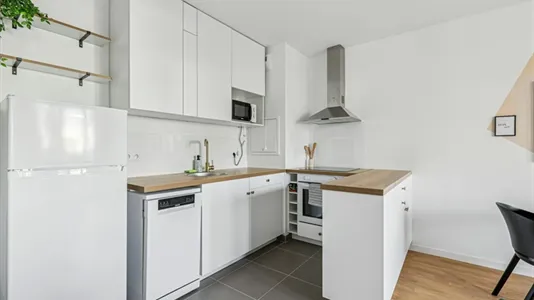 Apartments in Argenteuil - photo 4