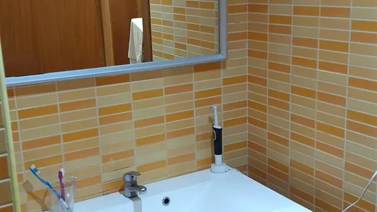 Rooms in Barcelona Ciutat Vella - photo 5