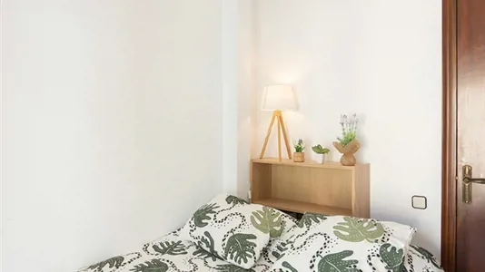 Rooms in L'Hospitalet de Llobregat - photo 2