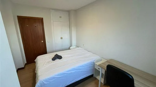 Rooms in Madrid Fuencarral-El Pardo - photo 1