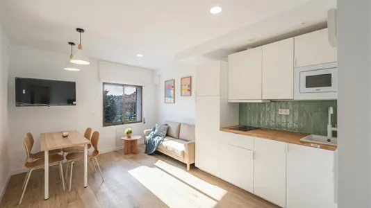 Apartments in Los Claveles - photo 3