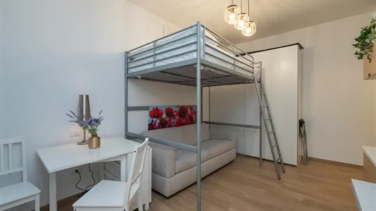 Apartments in Milano Zona 5 - Vigentino, Chiaravalle, Gratosoglio - photo 4