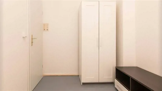 Rooms in Berlin Charlottenburg-Wilmersdorf - photo 3