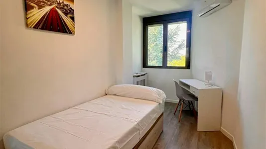 Rooms in Coslada - photo 9