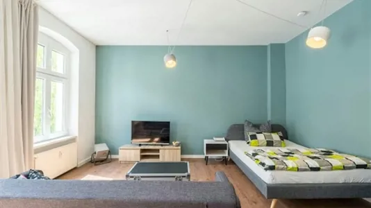 Apartments in Berlin Neukölln - photo 3