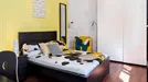 Room for rent, Milano Zona 6 - Barona, Lorenteggio, Milan, Via Giuseppe Frua