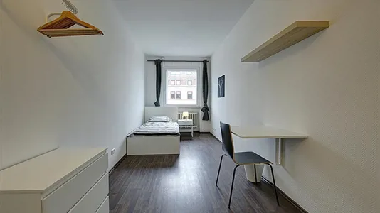 Rooms in Stuttgart Bad Cannstatt - photo 1