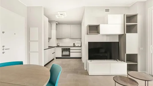Apartments in Milano Zona 8 - Fiera, Gallaratese, Quarto Oggiaro - photo 2