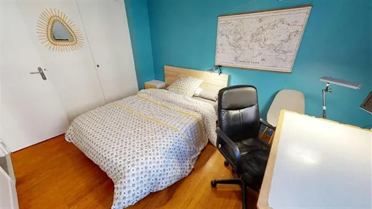 Rooms in Grenoble - photo 2