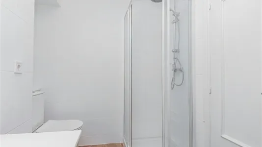 Rooms in Reus - photo 10