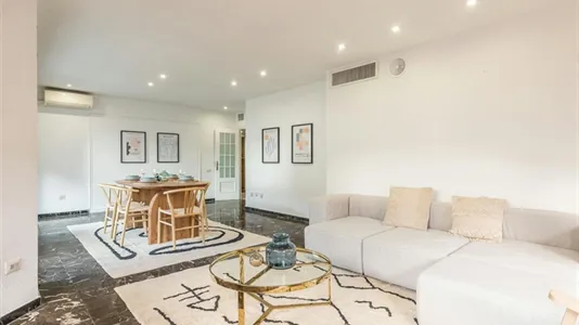 Rooms in Valencia Ciutat Vella - photo 4