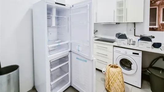 Rooms in Valencia Ciutat Vella - photo 9