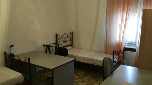 Rooms in Casalecchio di Reno - photo 2