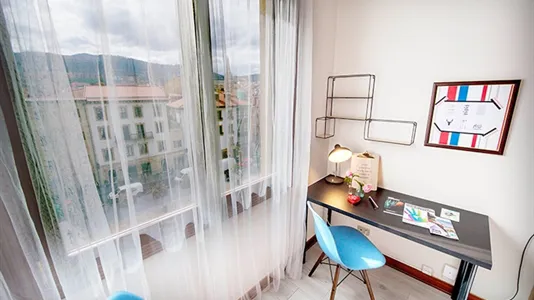 Rooms in Bilbao - photo 5