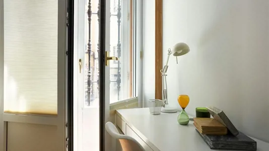 Rooms in Madrid Centro - photo 2