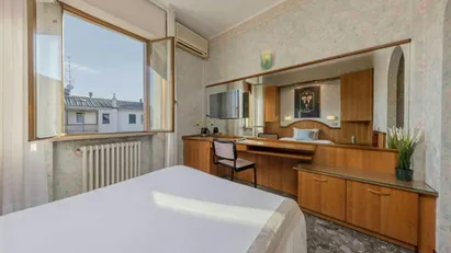 Room for rent in Novara, Piemonte