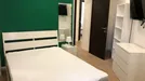 Room for rent, Turin, Piemonte, &lt;span class=&quot;blurred street&quot; onclick=&quot;ProcessAdRequest(10307268)&quot;&gt;&lt;span class=&quot;hint&quot;&gt;See streetname&lt;/span&gt;[xxxxxxxxxxxxx]&lt;/span&gt;