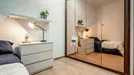 Room for rent, Barcelona Eixample, Barcelona, &lt;span class=&quot;blurred street&quot; onclick=&quot;ProcessAdRequest(13931576)&quot;&gt;&lt;span class=&quot;hint&quot;&gt;See streetname&lt;/span&gt;[xxxxxxxxxxxxx]&lt;/span&gt;