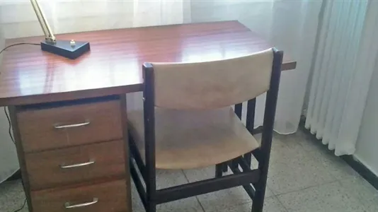 Rooms in Barcelona Eixample - photo 4